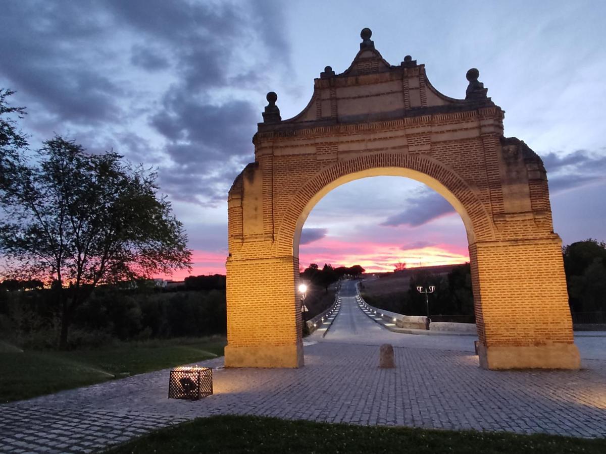 Alojamiento Turistico Carvi Arévalo Kültér fotó